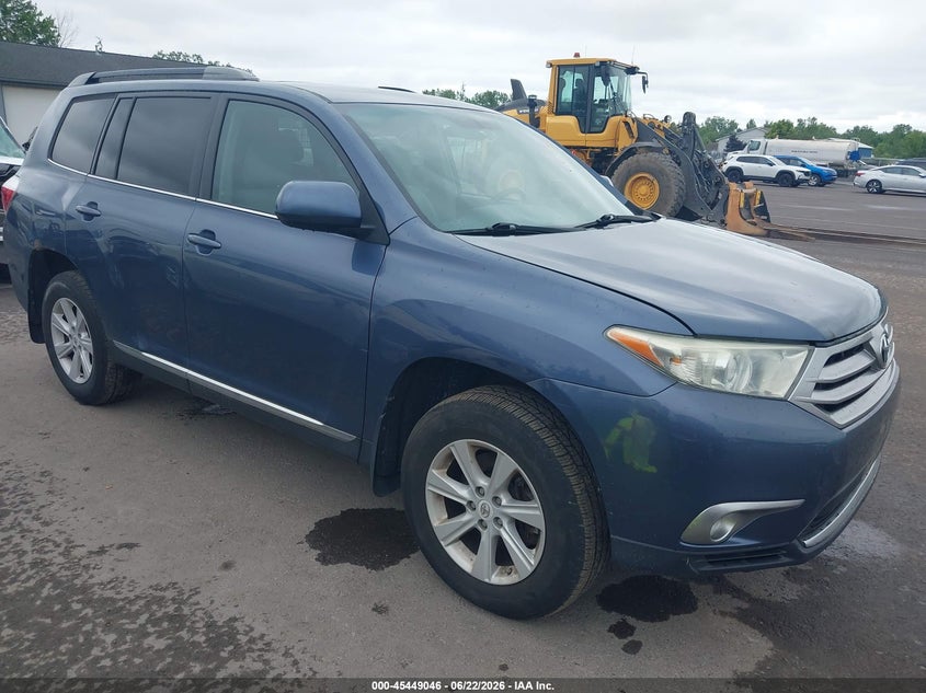 2013 Toyota Highlander VIN 5TDBK3EH1DS201461 IAAI salvage auction — NORMAL WEAR, Salvage Title, sold $1,550 on 2026-07-21 (photo 1)
