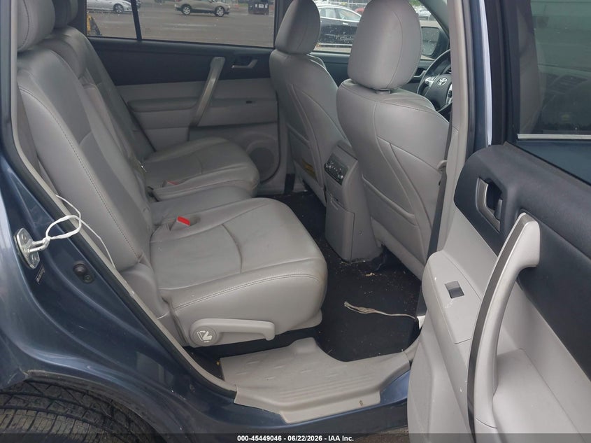 2013 Toyota Highlander VIN 5TDBK3EH1DS201461 IAAI salvage auction — NORMAL WEAR, Salvage Title, sold $1,550 on 2026-07-21 (photo 8)