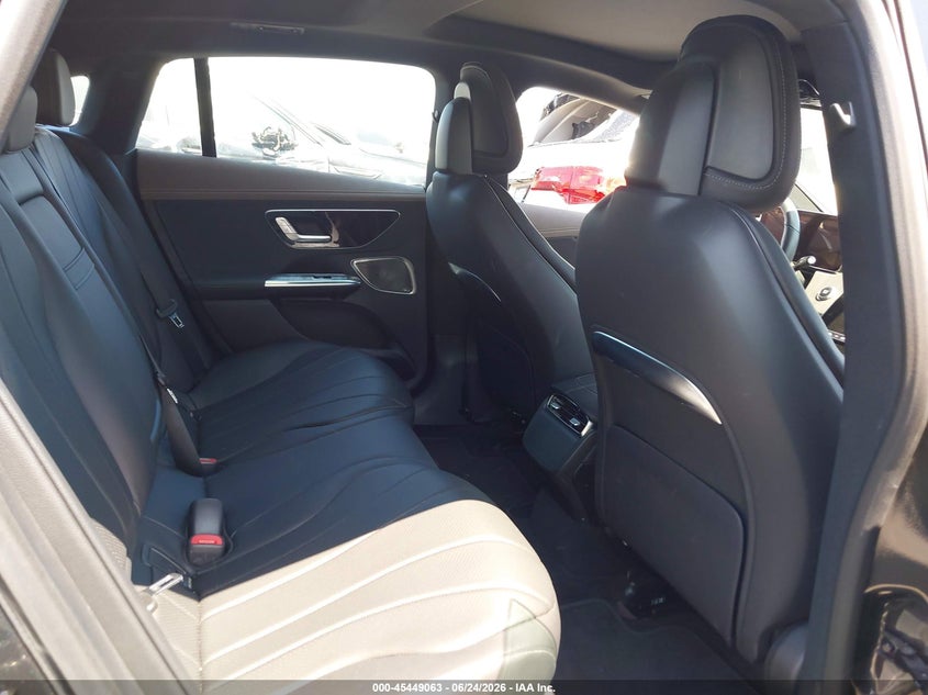 2024 Mercedes-benz VIN W1KEG2BB7RF053757 IAAI salvage auction — REAR END, Salvage Title, sold $6,900 on 2026-07-22 (photo 8)