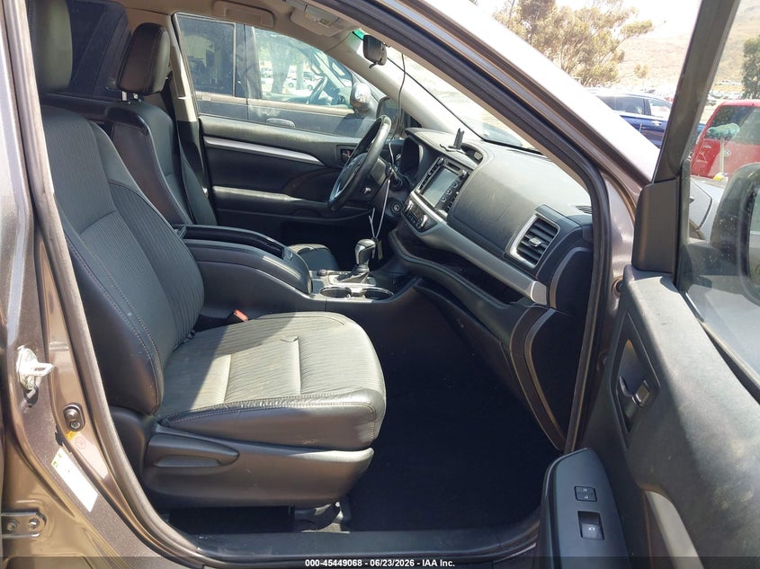 2018 Toyota Highlander VIN 5TDZZRFH7JS251742 IAAI salvage auction — FRONT END, Salvage (California), sold $6,750 on 2026-07-06 (photo 5)