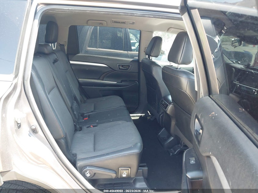 2018 Toyota Highlander VIN 5TDZZRFH7JS251742 IAAI salvage auction — FRONT END, Salvage (California), sold $6,750 on 2026-07-06 (photo 8)