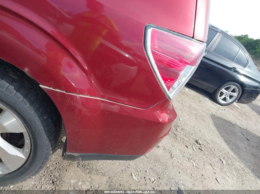 2010 Subaru Forester VIN JF2SH6FC2AH764703 IAAI salvage auction — NORMAL WEAR, Clear (Massachusetts), sold $400 on 2026-07-28 (photo 6)