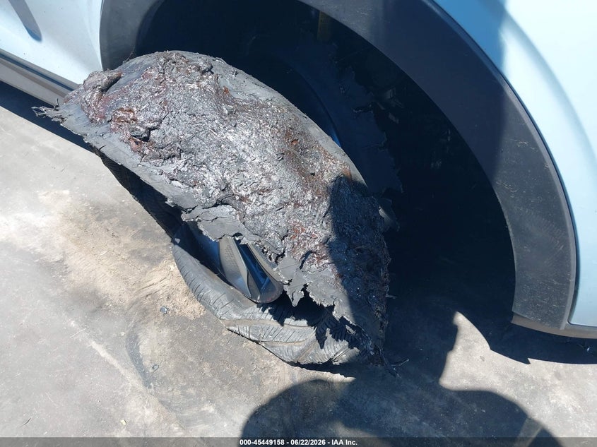 2022 Chevrolet Bolt euv VIN 1G1FY6S01N4111703 IAAI salvage auction — RIGHT FRONT, Salvage Title, sold $7,500 on 2026-07-31 (photo 6)