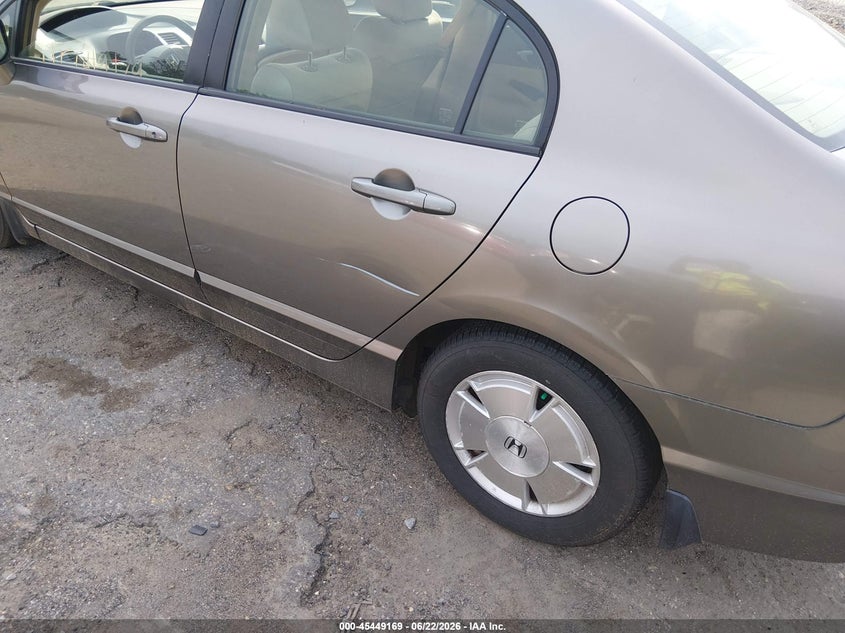 2006 Honda Civic hybrid VIN JHMFA36266S011713 IAAI salvage auction — NORMAL WEAR, Regular (South Dakota), sold $500 on 2026-07-17 (photo 6)