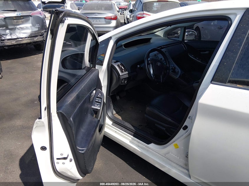 2015 Toyota Prius VIN JTDKN3DU4F0416649 IAAI salvage auction — VANDALISM, Salvage Certificate (California), sold $1,650 on 2026-07-17 (photo 5)