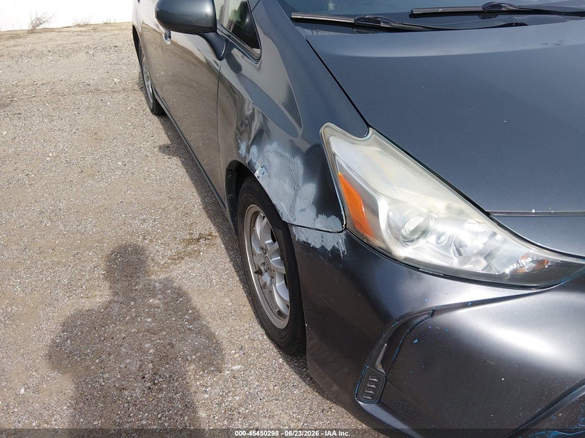 2015 Toyota Prius v VIN JTDZN3EU3FJ036290 IAAI salvage auction — NORMAL WEAR, Certificate Of Title (Nebraska), sold $800 on 2026-07-23 (photo 6)