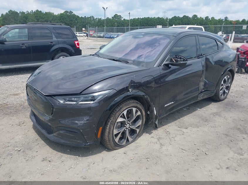 2022 Ford Mustang mach-e VIN 3FMTK3SU8NMA15399 IAAI salvage auction — SIDE, Salvage Title, sold $10,500 on 2026-07-31 (photo 2)