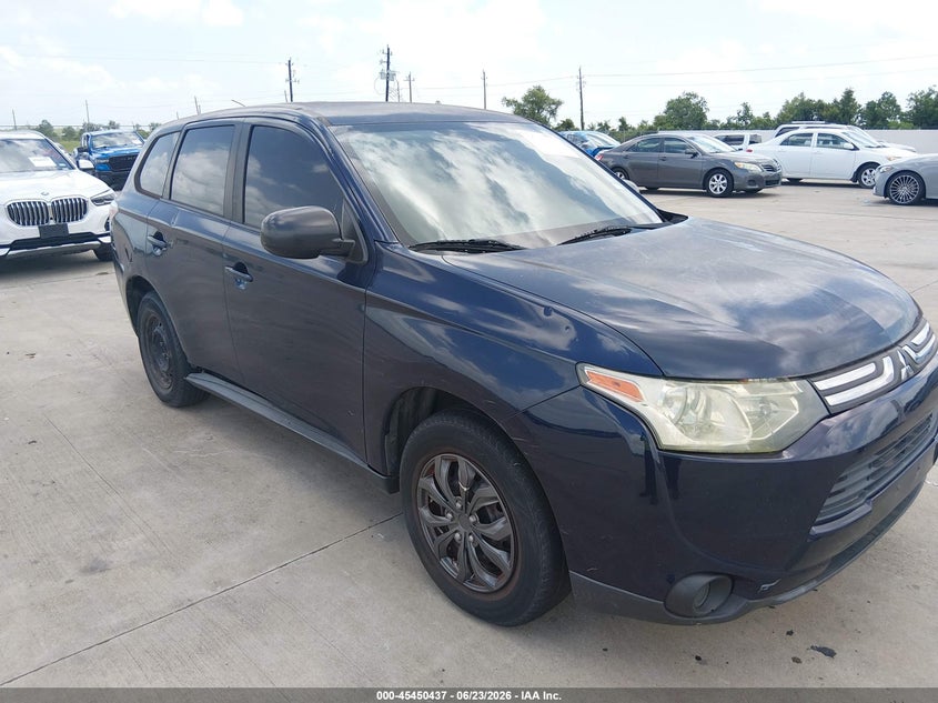 2014 Mitsubishi Outlander VIN JA4AD2A35EZ017211 IAAI salvage auction — NORMAL WEAR, Clear (Montana), sold $625 on 2026-07-17 (photo 1)