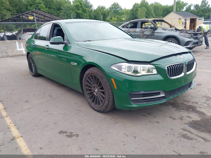 2014 BMW 5er VIN WBA5B3C5XED532278 IAAI salvage auction — NORMAL WEAR, Clear (Connecticut), sold $2,700 on 2026-07-09 (photo 1)
