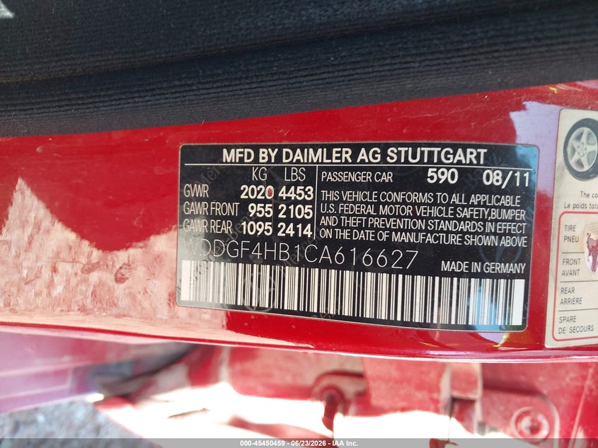 2012 Mercedes-benz C class VIN WDDGF4HB1CA616627 IAAI salvage auction — SIDE, Original (Texas), sold $275 on 2026-08-05 (photo 9)