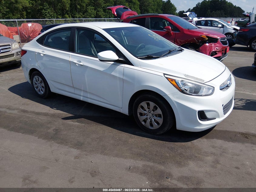 2017 Hyundai Accent VIN KMHCT4AE8HU326182 IAAI salvage auction — NORMAL WEAR, Clear (North Carolina), sold $1,100 on 2026-07-29 (photo 1)