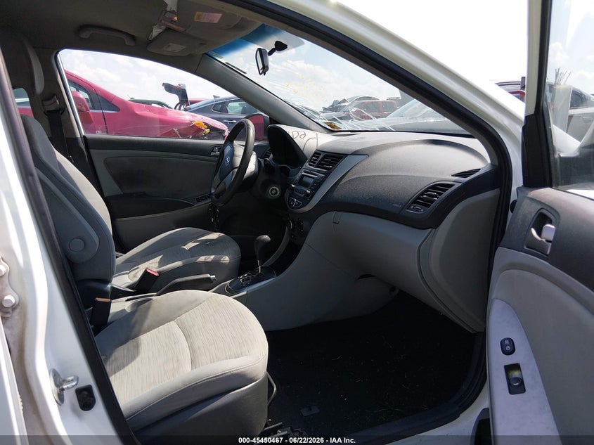 2017 Hyundai Accent VIN KMHCT4AE8HU326182 IAAI salvage auction — NORMAL WEAR, Clear (North Carolina), sold $1,100 on 2026-07-29 (photo 5)