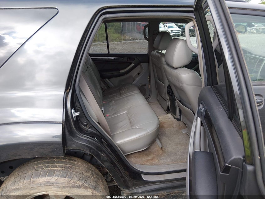 2006 Toyota 4runner VIN JTEBT17R368030612 IAAI salvage auction — NORMAL WEAR, Original (West Virginia), sold $1,800 on 2026-07-15 (photo 8)