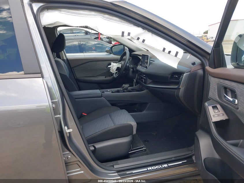 2023 Nissan Rogue VIN JN8BT3BA1PW415007 IAAI salvage auction — FRONT END, Salvage Title, sold $7,100 on 2026-08-20 (photo 5)
