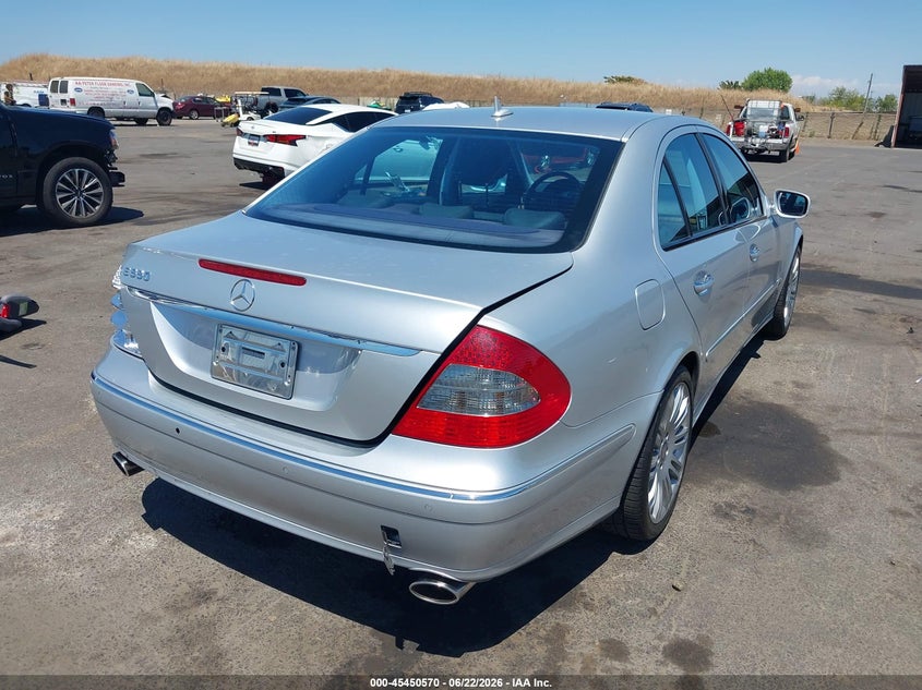 2008 Mercedes-benz E-class VIN WDBUF72X78B217403 IAAI salvage auction — REAR END, Salvage (California), sold $1,250 on 2026-07-14 (photo 4)