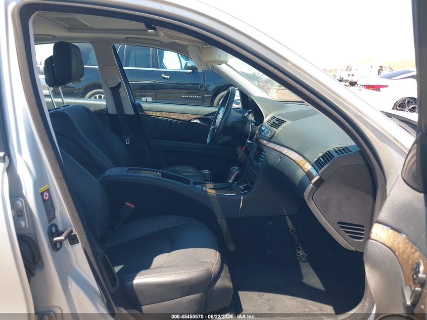 2008 Mercedes-benz E-class VIN WDBUF72X78B217403 IAAI salvage auction — REAR END, Salvage (California), sold $1,250 on 2026-07-14 (photo 5)