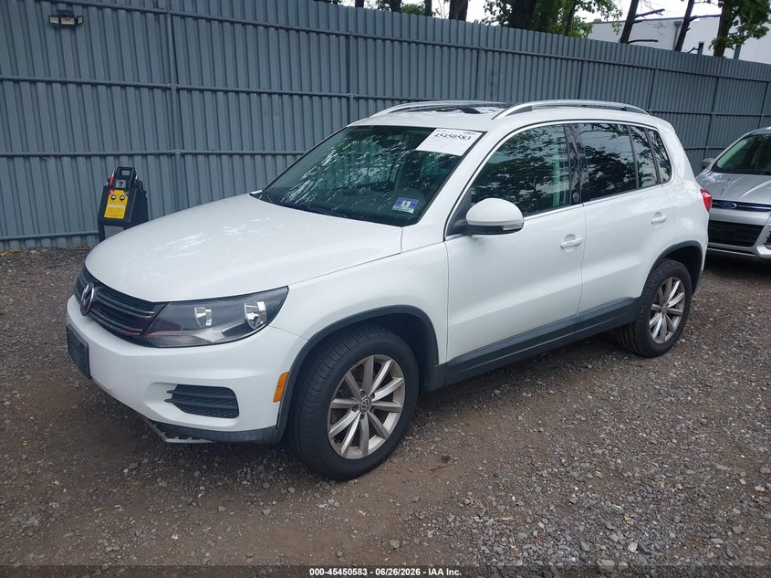 2017 Volkswagen Tiguan VIN WVGSV7AX0HK031372 IAAI salvage auction — NORMAL WEAR, Clear (New Jersey), sold $2,075 on 2026-07-22 (photo 2)