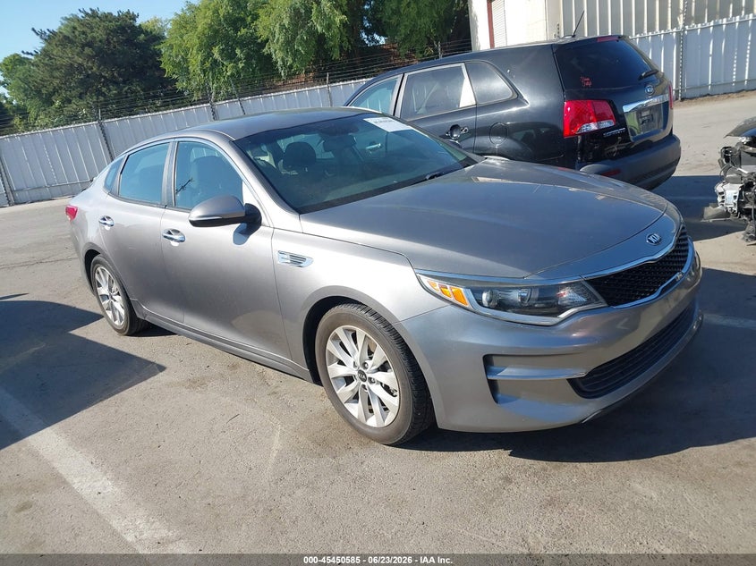 2016 Kia Optima VIN 5XXGT4L38GG069157 IAAI salvage auction — NORMAL WEAR, Clear - Dealer Only (California), sold $1,125 on 2026-07-14 (photo 1)
