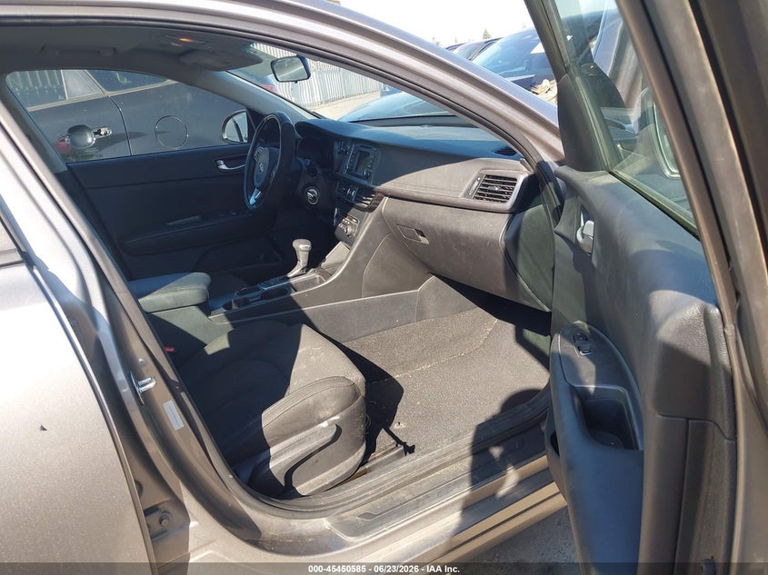 2016 Kia Optima VIN 5XXGT4L38GG069157 IAAI salvage auction — NORMAL WEAR, Clear - Dealer Only (California), sold $1,125 on 2026-07-14 (photo 5)