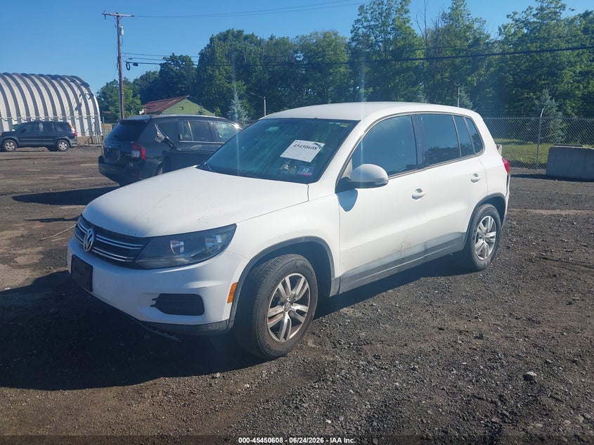 2012 Volkswagen Tiguan VIN WVGAV7AXXCW578582 IAAI salvage auction — NORMAL WEAR, Clear (New Jersey), sold $400 on 2026-07-23 (photo 2)