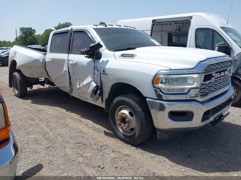 2024 Ram 3500 VIN 3C63RRJL2RG257838 — IAAI salvage auction photo