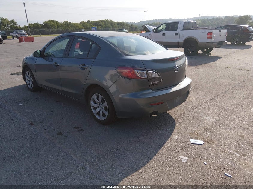 2012 Mazda 3 VIN JM1BL1UF9C1529739 IAAI salvage auction — RIGHT FRONT, Salvage (Missouri), sold $25 on 2026-07-30 (photo 3)