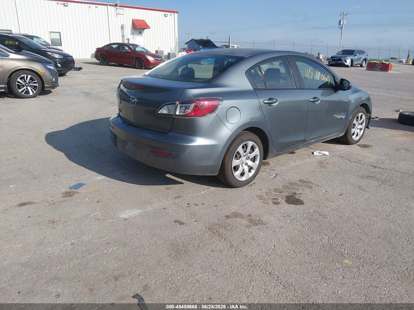 2012 Mazda 3 VIN JM1BL1UF9C1529739 IAAI salvage auction — RIGHT FRONT, Salvage (Missouri), sold $25 on 2026-07-30 (photo 4)
