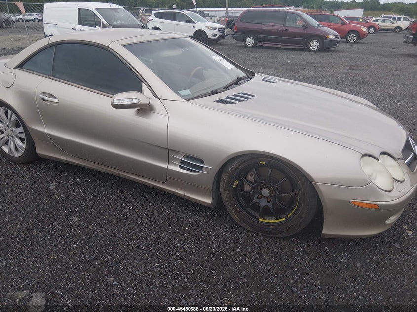 2004 Mercedes-benz Sl-klasse VIN WDBSK75F64F084061 IAAI salvage auction — NORMAL WEAR, Clear (Maryland), sold $1,550 on 2026-07-20 (photo 1)