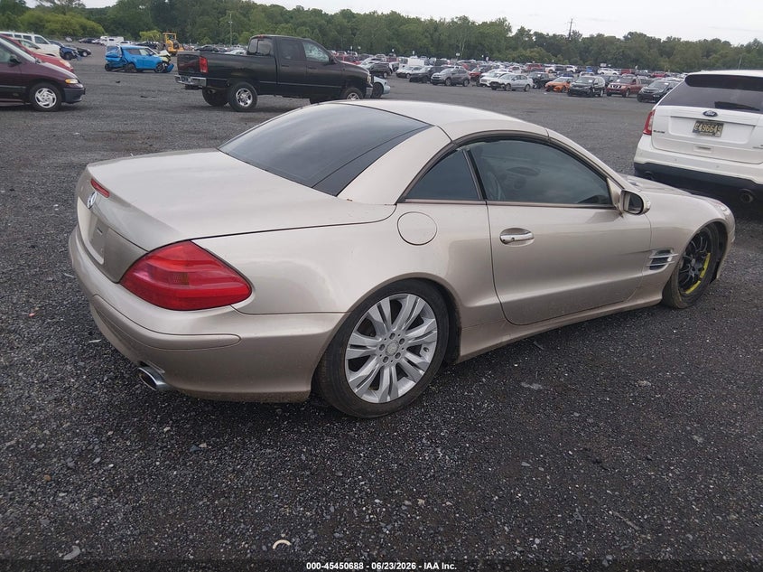 2004 Mercedes-benz Sl-klasse VIN WDBSK75F64F084061 IAAI salvage auction — NORMAL WEAR, Clear (Maryland), sold $1,550 on 2026-07-20 (photo 4)