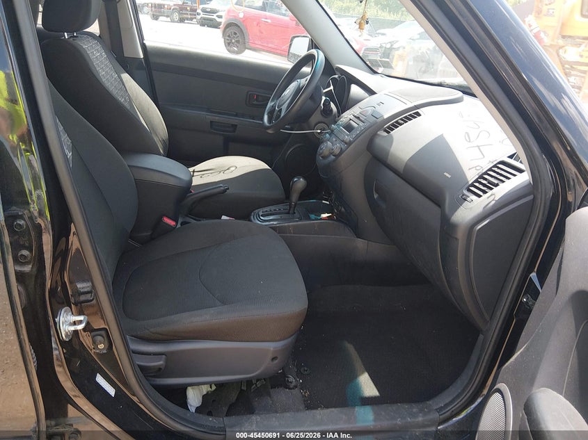2010 Kia Soul VIN KNDJT2A29A7055840 IAAI salvage auction — FRONT END, Salvage (Pennsylvania), sold $250 on 2026-07-15 (photo 5)