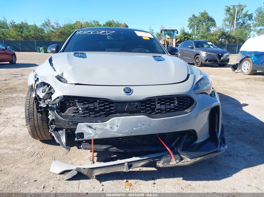 2018 Kia Stinger VIN KNAE55LC9J6030488 IAAI salvage auction — FRONT END, Salvage Title, sold $4,300 on 2026-07-29 (photo 6)