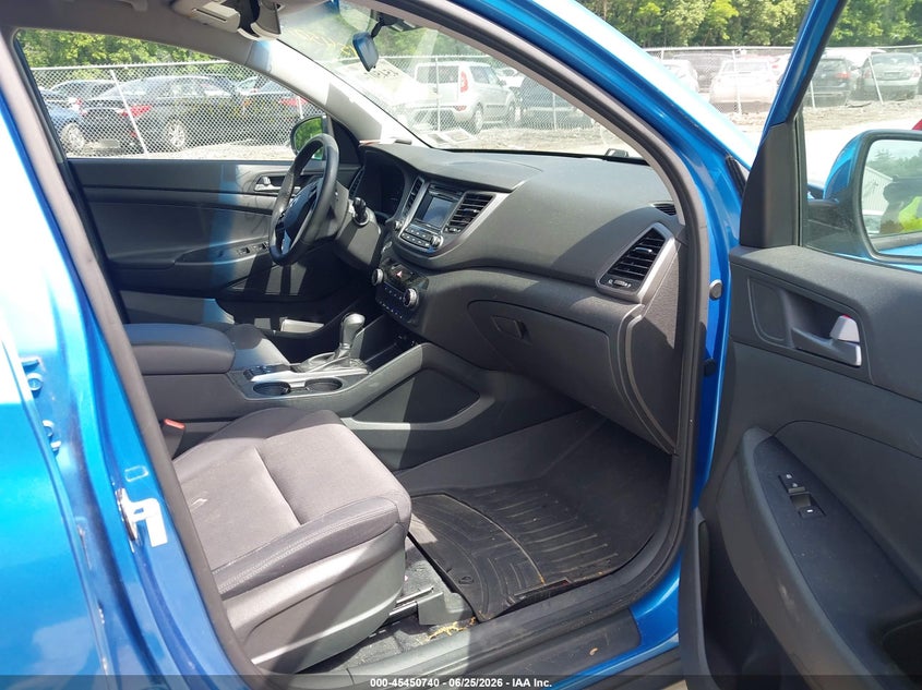2017 Hyundai Tucson VIN KM8J3CA28HU334841 IAAI salvage auction — LEFT FRONT, Mv-907A (New York), sold $3,900 on 2026-07-14 (photo 5)