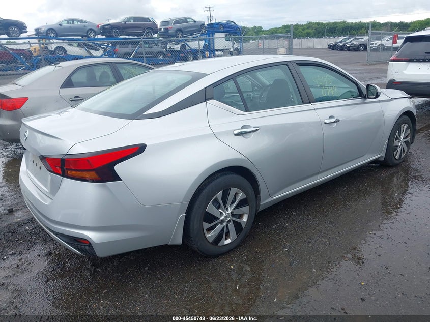 2020 Nissan Altima VIN 1N4BL4BV7LC166136 IAAI salvage auction — SIDE, Salvage (Virginia), sold $2,000 on 2026-07-17 (photo 4)