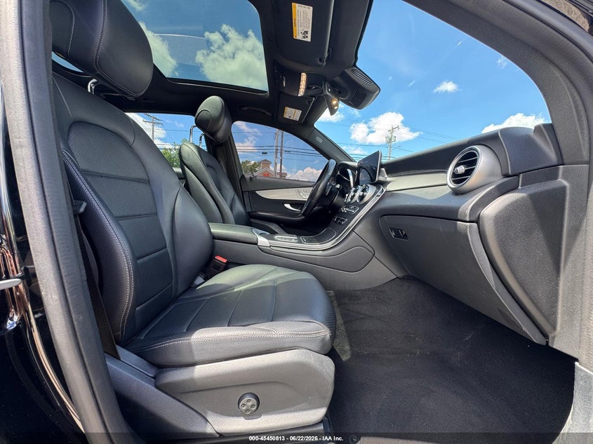 2022 Mercedes-benz Glc class VIN W1N0G8DB2NV397669 IAAI salvage auction — UNKNOWN, Clear (Florida), sold $8,025 on 2026-07-19 (photo 5)