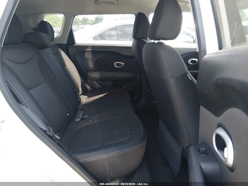 2016 Kia Soul VIN KNDJN2A20G7354703 IAAI salvage auction — NORMAL WEAR, Clear (Tennessee), sold $1,925 on 2026-07-16 (photo 8)