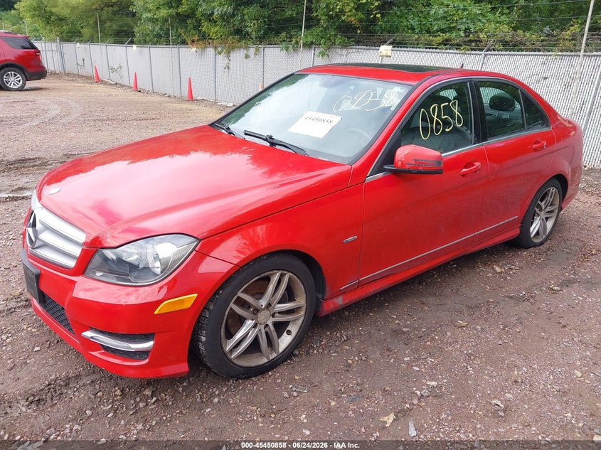 2012 Mercedes-benz C-klasse VIN WDDGF4HBXCR210234 IAAI salvage auction — NORMAL WEAR, Salvage Title, sold $225 on 2026-07-29 (photo 2)