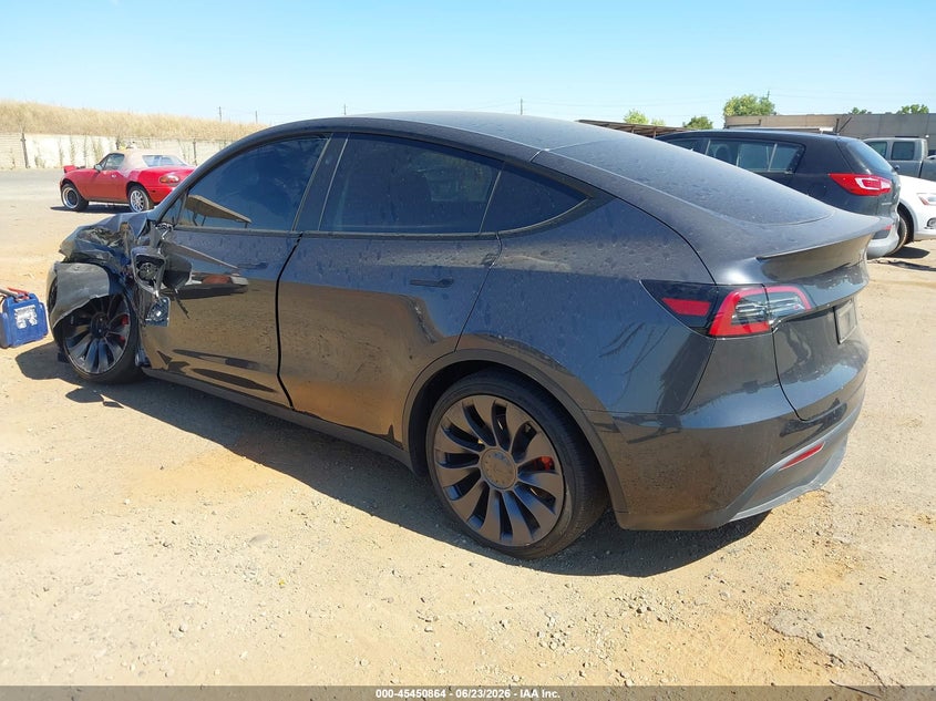 2024 Tesla Model y VIN 7SAYGDEF3RF129855 IAAI salvage auction — LEFT FRONT, Salvage Title, sold $20,100 on 2026-07-22 (photo 3)