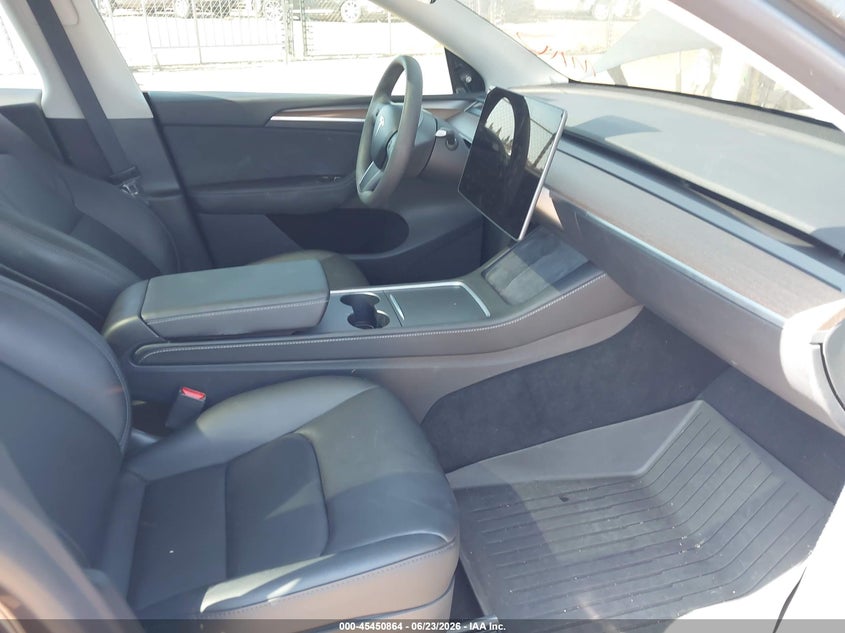 2024 Tesla Model y VIN 7SAYGDEF3RF129855 IAAI salvage auction — LEFT FRONT, Salvage Title, sold $20,100 on 2026-07-22 (photo 5)