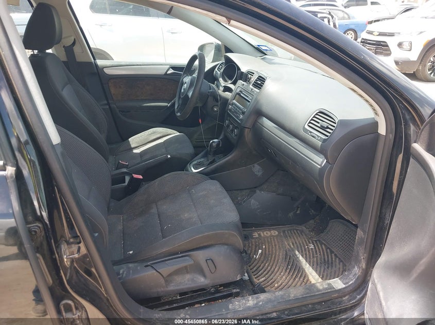2011 Volkswagen Golf VIN WVWDA7AJ0BW218079 IAAI salvage auction — NORMAL WEAR, Original (Texas), sold $300 on 2026-07-29 (photo 5)