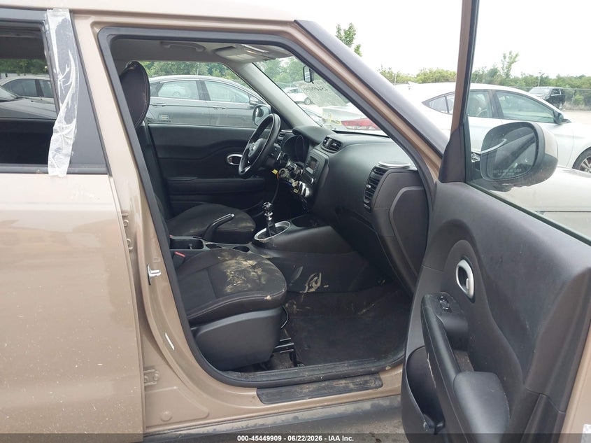 2015 Kia Soul VIN KNDJN2A25F7222941 IAAI salvage auction — NORMAL WEAR, Clear (Missouri), sold $800 on 2026-07-14 (photo 5)