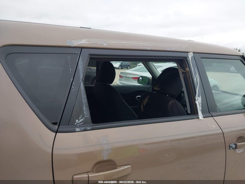 2015 Kia Soul VIN KNDJN2A25F7222941 IAAI salvage auction — NORMAL WEAR, Clear (Missouri), sold $800 on 2026-07-14 (photo 6)