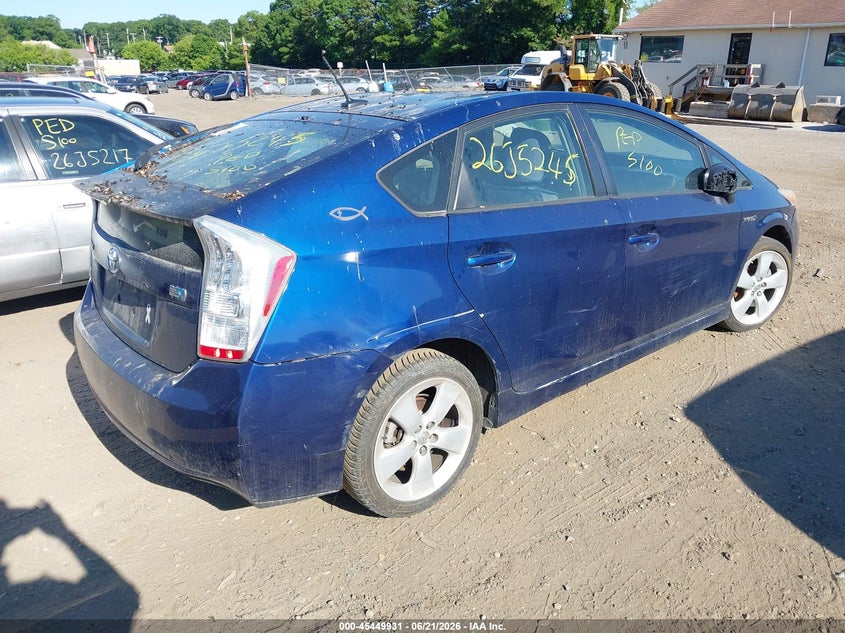 2010 Toyota Prius v VIN JTDKN3DU7A0181284 IAAI salvage auction — FRONT & REAR, Bill Of Sale (New York), sold $550 on 2026-07-07 (photo 4)