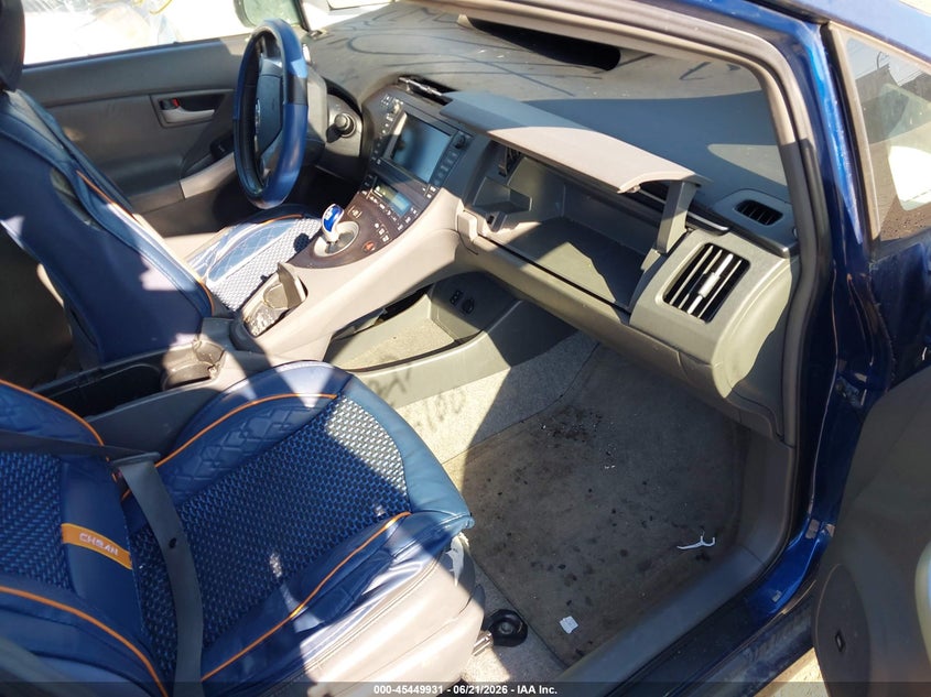 2010 Toyota Prius v VIN JTDKN3DU7A0181284 IAAI salvage auction — FRONT & REAR, Bill Of Sale (New York), sold $550 on 2026-07-07 (photo 5)
