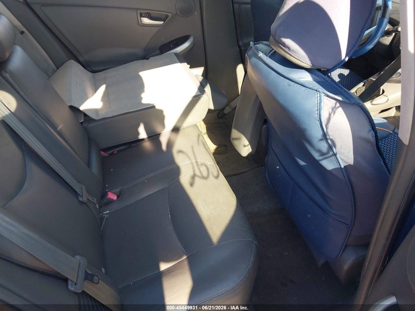 2010 Toyota Prius v VIN JTDKN3DU7A0181284 IAAI salvage auction — FRONT & REAR, Bill Of Sale (New York), sold $550 on 2026-07-07 (photo 8)