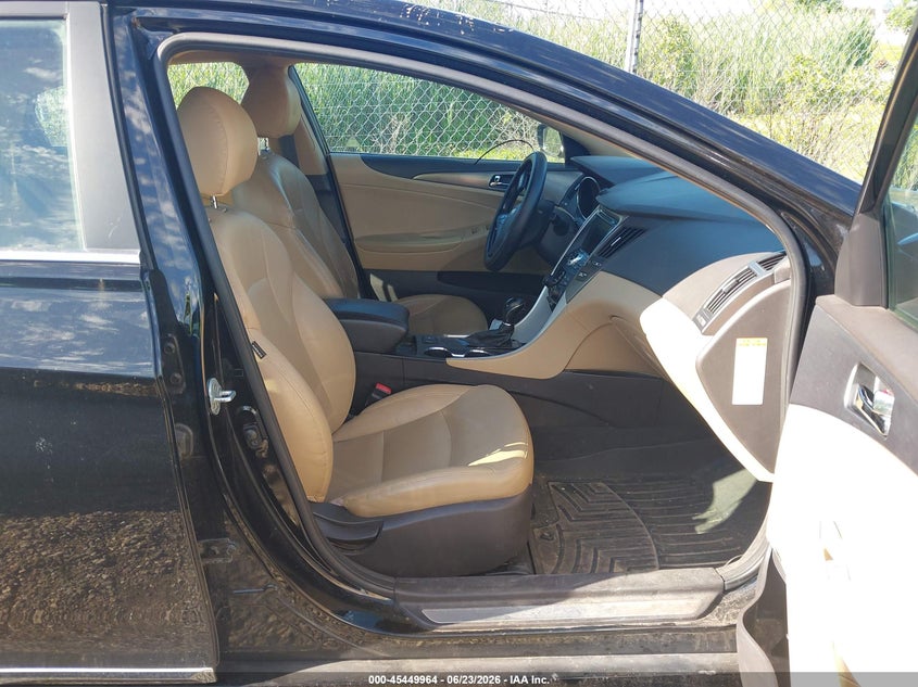 2013 Hyundai Sonata VIN KMHEC4A49DA095305 IAAI salvage auction — ROOF, Clear (Illinois), sold $525 on 2026-07-22 (photo 5)