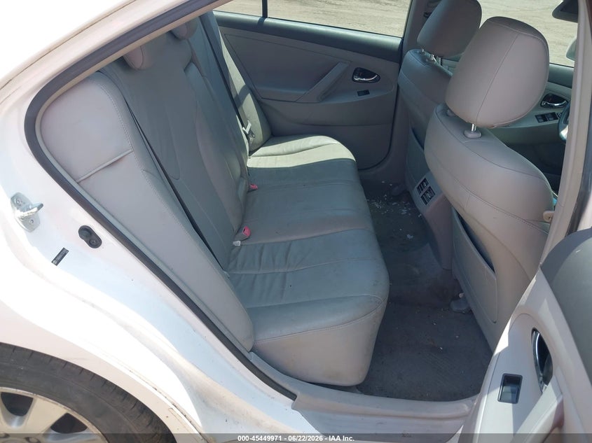 2007 Toyota Camry hybrid VIN JTNBB46KX73038844 IAAI salvage auction — NORMAL WEAR, Clear (Washington), sold $325 on 2026-07-22 (photo 8)