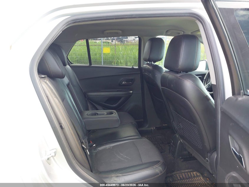 2019 Chevrolet Trax VIN KL7CJLSB3KB960993 IAAI salvage auction — NORMAL WEAR, Clear (Michigan), sold $775 on 2026-07-30 (photo 8)