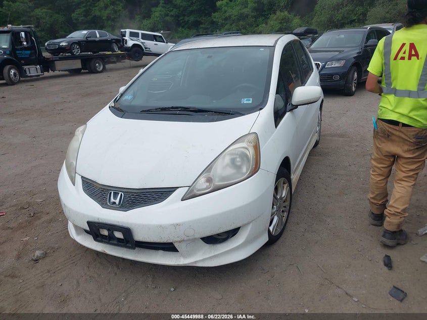 2010 Honda Fit VIN JHMGE8H40AC039210 IAAI salvage auction — NORMAL WEAR, Reconstructed (Massachusetts), sold $425 on 2026-07-21 (photo 2)