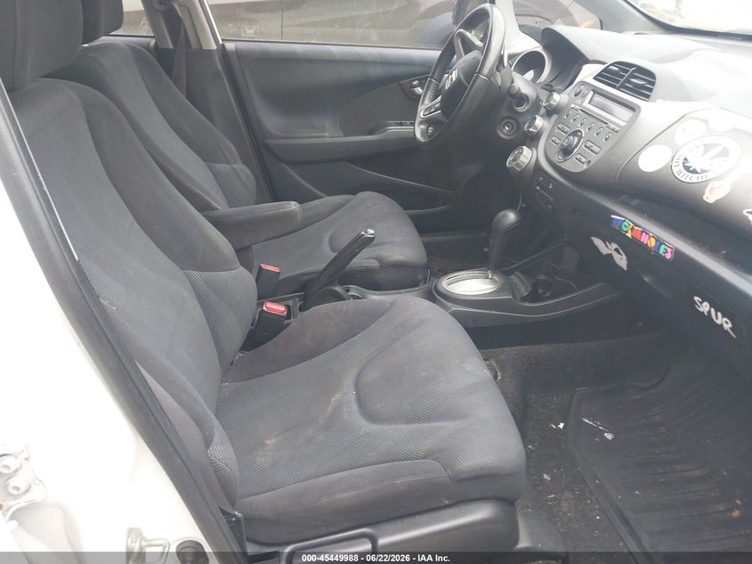 2010 Honda Fit VIN JHMGE8H40AC039210 IAAI salvage auction — NORMAL WEAR, Reconstructed (Massachusetts), sold $425 on 2026-07-21 (photo 5)