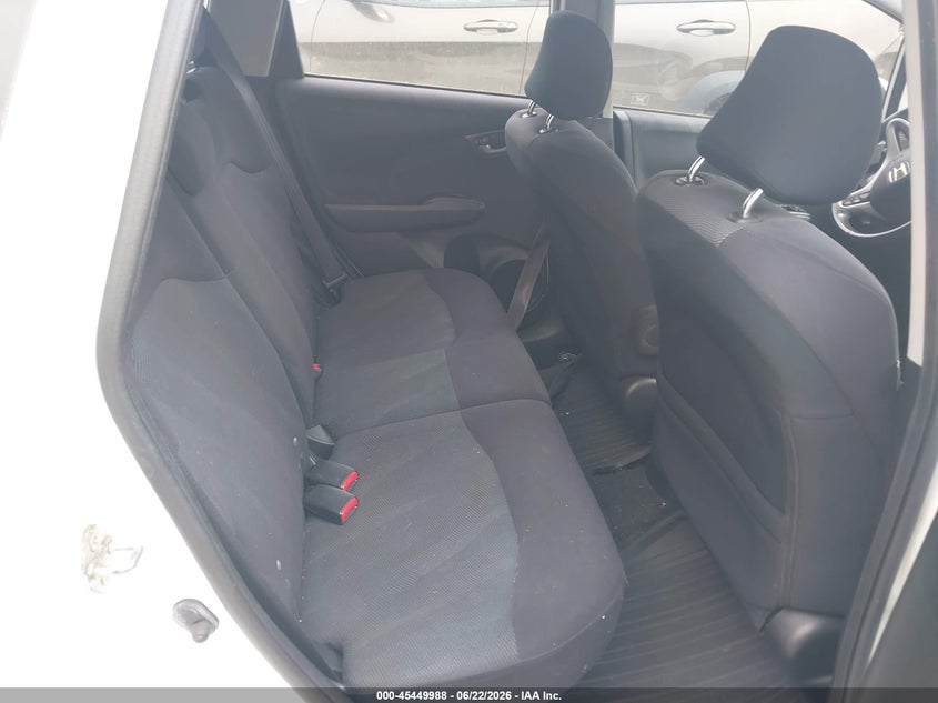 2010 Honda Fit VIN JHMGE8H40AC039210 IAAI salvage auction — NORMAL WEAR, Reconstructed (Massachusetts), sold $425 on 2026-07-21 (photo 8)